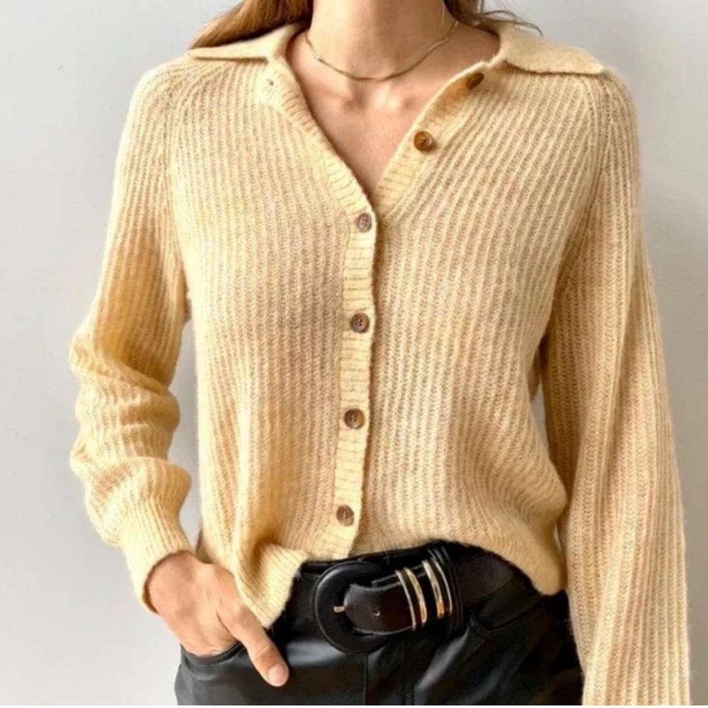 Everlane alpaca cardigan sweater heathered oak